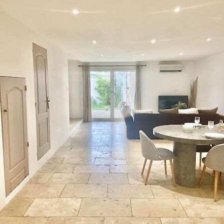 Maison Avec Jardin Et 3 Petits Chats , Proche Du Chateau Lacoste Le Puy-Sainte-Réparade Eksteriør bilde